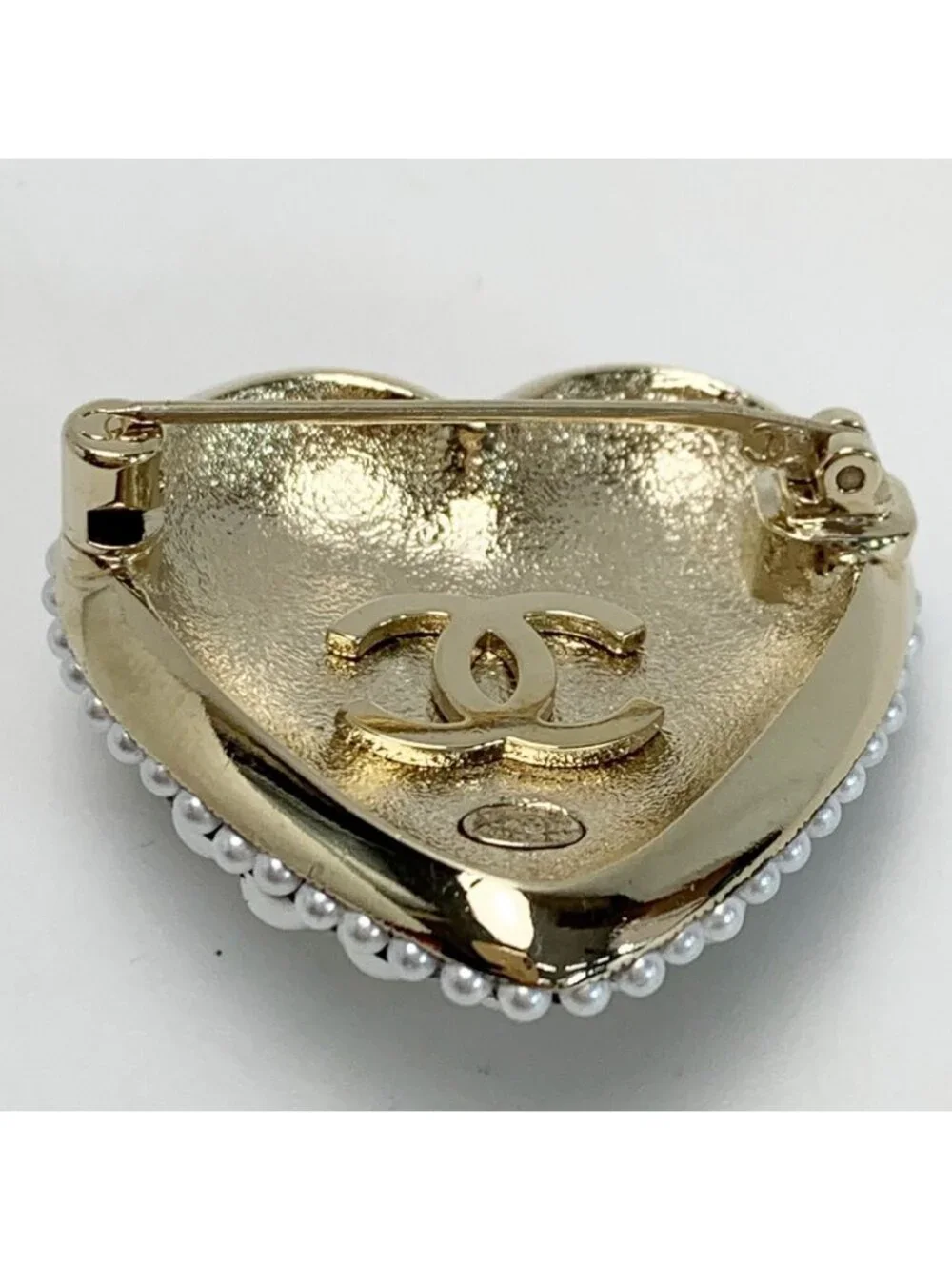 Chanel Heart L22 B GP Rhinestone Faux Pearl Black Brooch